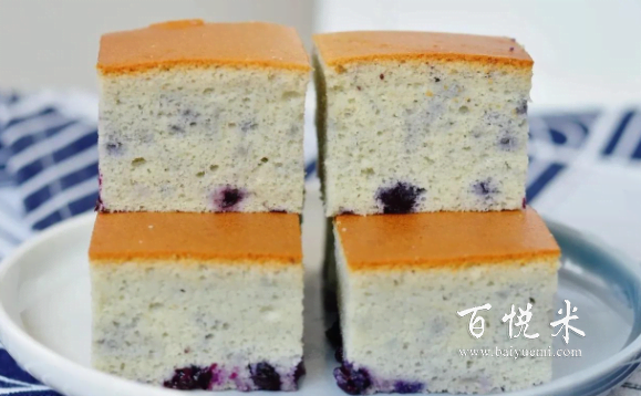 酸奶蓝莓蛋糕怎么做？步骤简单，在家就能轻松做，快来试试吧